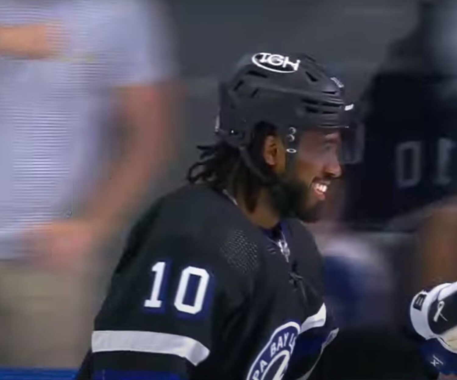 Anthony Duclair celebrates goal with Lightning